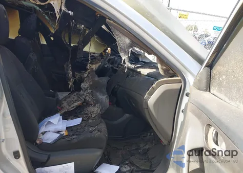 2018 Nissan Rogue Sv z USA, uszkodzony, nr VIN 5N1AT2MT3JC787985